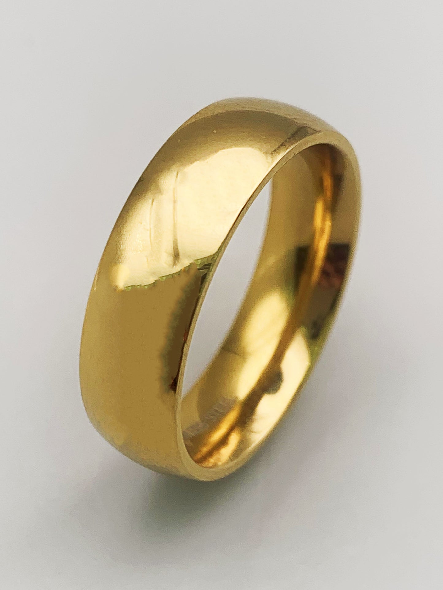 6mm Gold Band Ring in Stainless Steel